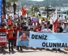 1 Mayıs İşçi Bayramı ülke genelinde olduğu gibi Balıkesir’in Ayvalık