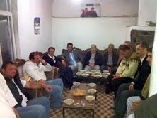 MİLLETVEKİLİ ALİ AYDINLIOĞLU, İFTARINI KÖYLÜLERLE BİRLİKTE AÇTI Ak Parti Balıkesir milletvekili Ali Aydınlıoğlu sürdürdüğü köy ziyaretleri kapsamında