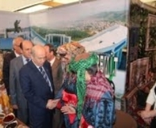 BAHÇELİ’DEN EDREMİT’E ZİYARET Edremit belediyesi Başkan yardımcısı Mehmet Karahan, Milliyetçi Hareket Partisi