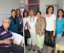 Balıkesir’in Ayvalık ilçesinde çalışmalarını sürdüren Ayvalıklı Gönül Elçileri, önceki gün