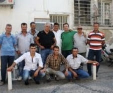 TÜRKÖZEN’E İLK DESTEK DEVECİLERDEN GELDİ Balıkesir’in Ayvalık ilçesinde, ilk kez kurulan Deve ve Deve Güreş,
