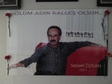 BURHANİYE’DE SELAMİ ÖĞRETMENİ ANDILAR Balıkesir’in Burhaniye ilçesinde, 3 ay önce hayatını kaybeden, değişik okullarda