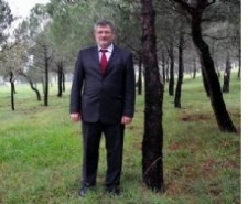 OSMANLICA, BİLİME DE IŞIK TUTUYOR Buluşları sayesinde dünya çapında ün kazanan Türk kaşif Faruk Durukan,