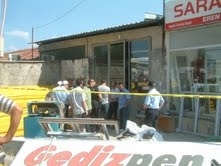 GENÇ İŞADAMI CANINA KIYDI Balıkesir’in Burhaniye ilçesinde, bir iş aramı kendini iş yerindeki deponun