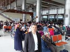 EDREMİT’TEN UMREYE DUALARLA YOLCU EDİLDİLER Hizmet Turizm aracılığıyla umreye gidecek olan 150 kişi, dualarla kutsal