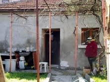 ASTIM HASTASI ADAM EVİNDE ÖLÜ BULUNDU Balıkesir’in Ayvalık ilçesinde yalnız yaşayan astım hastası bir adamın sürekli