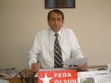 LEVENT KIRCA BURHANİYE’YE GELİYOR Burhaniye ilçesinde, Levent Kırca’nın 22 Haziran’da İçerdekiler adlı oyunu sergileyeceği