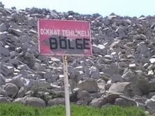 KÖYLÜLERİN MADEN OCAĞI İSYANI Çanakkale’nin Ezine ilçesine bağlı Yahya Çavuş köyünün