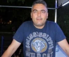BURHANİYE’DE ŞENOL KILCI MİNİBÜSÇÜLERİN YENİ BAŞKANI OLDU Balıkesir’in Burhaniye ilçesinde, Sahil Birlik Taşıyıcılar Kooperatifinin genel kurulunda Şenol
