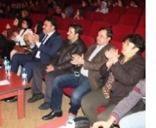 AMATÖR TİYATROCULAR BÜYÜK BEĞENİ TOPLADI Havran Belediyesi Kültür Sanat Kulübü bünyesinde faaliyet gösteren Kocaseyit Tiyatro