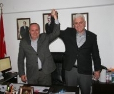 MHP, BELEDİYE BAŞKAN ADAYINI; BÜLENT BAŞARAN OLARAK AÇIKLADI Burhaniye Milliyetçi Hareket Partisi (MHP) İlçe Başkanlığı, Bediye Başkan adaylarının