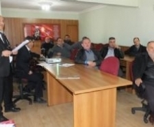 SÜRÜCÜLER KÜFÜR VE TACİZ KONUSUNDA UYARILDI Balıkesir’in Burhaniye ilçesinde, taşımalı eğitimde görev alan servis sürücüleri, yetkililer