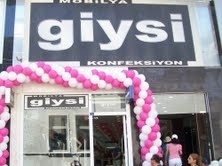 Balıkesir’in Edremit ilçesinin tanınmış mağazasında, sürpriz 1 günlük indirim günü
