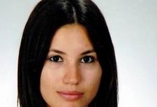 ÇILGIN AŞIK HALK EĞİTİM MERKEZİNDE ÇALIŞAN GÖREVLİYİ ÖLDÜRDÜ 