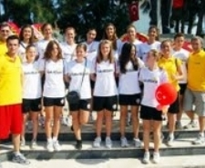 VAKIFBANK-GÜNEŞ SİGORTA BAYAN VOLEYBOL TAKIMI AYVALIK’TA KAMPTA Balıkesir’in Ayvalık ilçesi ve 18 kilometrelik kumsalıyla dünyanın en uzun