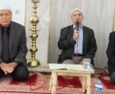 EMEKLİ OLAN 37 YILLIK İMAM 500 KİŞİYE PİLAV HAYRI YAPTI Balıkesir’in Burhaniye ilçesinde, 38 yıllık meslek hayatının 33 yılını Ören