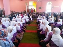 KUYUMCU KÖYÜ’NDE HATİM COŞKUSU Balıkesir’in Burhaniye ilçesine bağlı, Kuyumcu köyünde müftülüğün açtığı Kuran Kursu