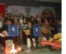 BABA OĞUL AYNI KORO DA SAZ ÇALDI Balıkesir’in Burhaniye ilçesinde, Kültür ve Sanat Derneği Türk Halk Müziği