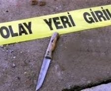 Balıkesir’in Burhaniye ilçesinde saldırıya uğrayan genç kız boğazından bıçaklandı. Genç