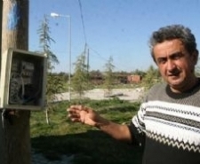 AYVALIK’TA ROMAN KONUTLARINDA HIRSIZ TEPKİSİ Balıkesir’in Ayvalık ilçesinde TOKİ tarafından Romanlar için yaptırılan 48 adet