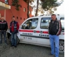 KADIKÖY’DE DOLMUŞ TAKSİLER 3 DAKİKA ARAYLA KALKIYOR Kadıköy Doyamadım Dolmuş Taksi Kooperatifi Başkanı Ahmet Seçen, Kadıköy’de dolmuş