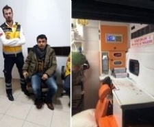 Havran ilçesinde, kazada yaralanan alkollü sürücü, sedyeyle bindirildiği ambulanstan etrafa