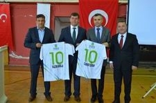 GÖMEÇ’TE MAHALLE LİGİNE İLGİ YOĞUN OLDU Balıkesir’in Gömeç ilçesinde, Balıkesir Büyükşehir Belediyesi ve kente bağlı tüm