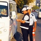 SERVİS ARAÇLARINA SIKI DENETİM Balıkesir’in Edremit Belediye Başkanı Tuncay Kılıç’ın talimatıyla Zabıta Müdürlüğü ekipleri
