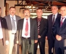 Balıkesir’in Ayvalık ilçesinde, düzenlenen başhekimler toplantısı için gelen hastane şoförleri,