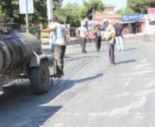 BURHANİYE’DE ÖREN YOLU ASFALTLANIYOR Balıkesir’in Burhaniye ilçesinde, yaz aylarında yerli ve yabancı turist akınına