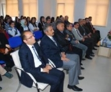 DEMOKRASİ VE İNSAN HAKLARI HAFTASI KUTLANDI. Demokrasi ve İnsan Hakları haftası nedeniyle Edremit Fernur Sözen M.T.A.