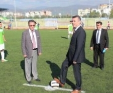 EDREMİT’TE MAHALLE LİGİ FUTBOL TURNUVASI Balıkesir Valiliği, Balıkesir Büyükşehir Belediyesi, Gençlik Hizmetleri ve Spor İl