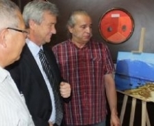 AMATÖR FOTOĞRAFÇILAR MÜZEDE SERGİ AÇTI Burhaniye de, düzenlenen Körfez gezilerinde yüzlerce fotoğraf çeken Zeyfod üyesi