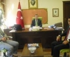 SAVCILAR’DAN KAYMAKAMA HOŞGELDİN ZİYARETİ Havran Cumhuriyet Savcıları Muammer Taha Ekim ve Ufuk Ersungur ,