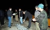 BALIKÇILARIN AĞINA ERKEK CESEDİ TAKILDI Çanakkale’nin Aycacık İlçesine bağlı Küçükkuyu Beldesi ile Bababurnu Köyü arasında