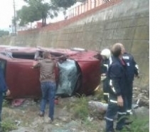 ARACIYLA KÖPRÜDEN UÇTU Balıkesir’in Havran İlçesinde Sabah 09:30 sıralarında merkez Küllük köprüsü üzerinde