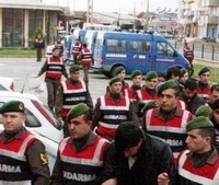 SAHTE İSTİHBARAT ÇETESİ’NDE 1 KİŞİ TUTUKLANDI  Düzenledikleri sahte kimlik ve