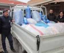 Balıkesir’in Burhaniye ilçesinde, belediyenin öncülüğünde başlatılan mavi kapak toplama kampanyası
