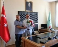 AYVALIK MYO’DA BAYRAK DEĞİŞİMİ Balıkesir’in Ayvalık ilçesinde, Balıkesir Üniversitesi bünyesindeki Ayvalık Meslek Yüksek Okulu’nda