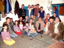 KÖYLÜLERDEN MUHTARA HOŞGELDİN ZİYARETİ Balıkesir’in Bigadiç ilçesine bağlı Okçular köyünde hacdan dönen muhtar Recep
