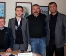 TOPLU İŞ SÖZLEŞMESİ ÖNCESİ GÖRÜŞ ALIŞVERİŞİ YAPTILAR Belediye-İş Sendikası Balıkesir Şubesi yöneticileri, Ayvalık Belediyesi ile önümüzdeki Mart
