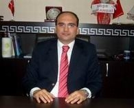 BALYA’NIN KÖYLERİNDE HİZMET SEFERBERLİĞİ BALYA’DA KAYMAKAM ABACI BOŞ DURMUYOR Balıkesir’in Balya Kaymakamı Bekir Abacı,