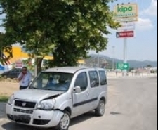 Balıkesir’in Edremit ilçesi, sanayi bölgesinde yapılan özel kavşakta kaza ucuz