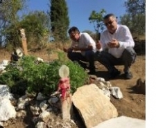 Edremit Belediye Başkanı Kamil Saka, ünlü sanatçı Tuncel Kurtiz’in 2.