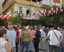 Cumhuriyet halk Evleri (CHE) Edremit Şubesi düzenlenen tören ile açıldı.