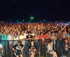 Türkiye’nin en büyük açık hava festivallerinden biri olan Zeytinli Rock