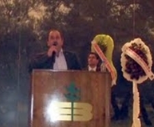 AK PARTİLİ GENÇLER ÜNLÜ ŞAİR MEHMET AKİF ERSOY’U ANDILAR Balıkesir’in Edremit ilçesi AK Parti Gençlik Kolları tarafından Milli Şair