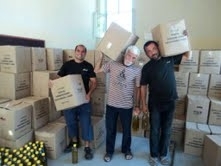 AYVALIK KAYMAKAMLIĞI’NDAN RAMAZAN YARDIMI Balıkesir’in Ayvalık ilçesinde, Ayvalık Kaymakamlığı Sosyal Yardımlaşma ve Dayanışma Vakfı