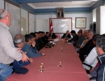 Balıkesir’in Ayvalık ilçesinde yaklaşık üç yıldır çeşitli sorunları öne sürerek