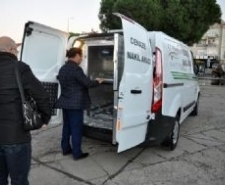 Ayvalık Belediyesi Sosyal Yardım İşleri Müdürlüğüne yeni bir araç daha